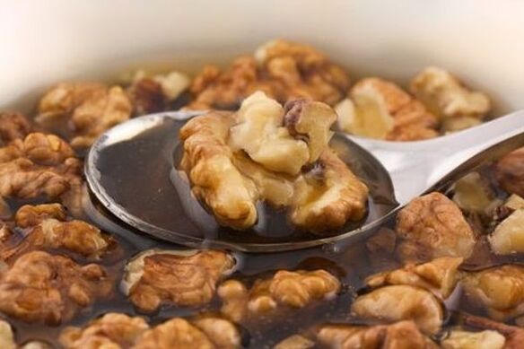 мед и јаткасти плодови за потенција